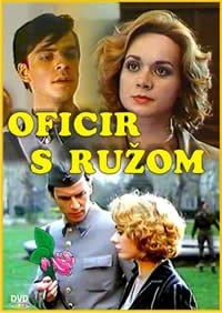 持玫瑰花的军官\/Oficir s ruzom